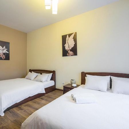 리비프 Аpartments In The Center 아파트 외부 사진